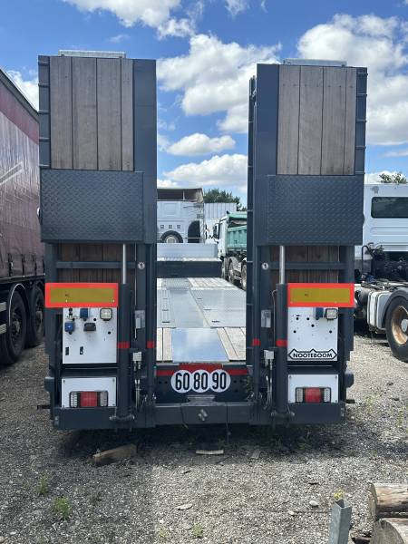 Location de porte-engins Nooteboom pour les projets de construction à Lyon et en Rhône-Alpes